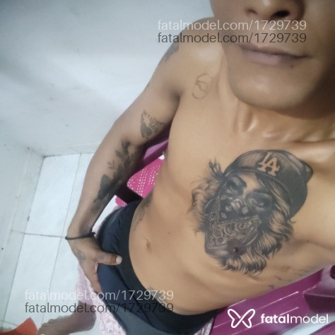 Acompanhante homem com cabelo castanho de olhos castanhos em Jaru - Aesilva