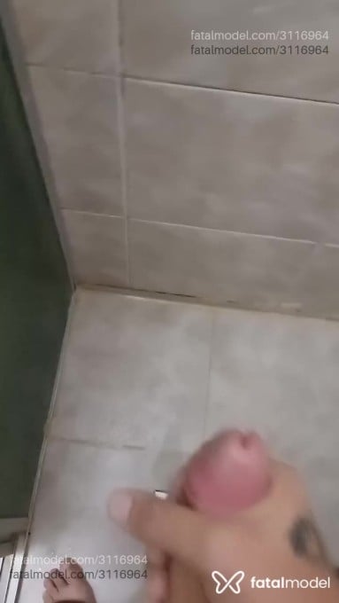 Acompanhante homem com cabelo castanho de olhos castanhos em São Paulo - Victor Santoro