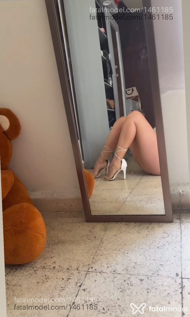 Acompanhante mulher morena (o) de olhos castanhos - BRUNA Acompanhante mulher morena (o) de olhos castanhos - BRUNA