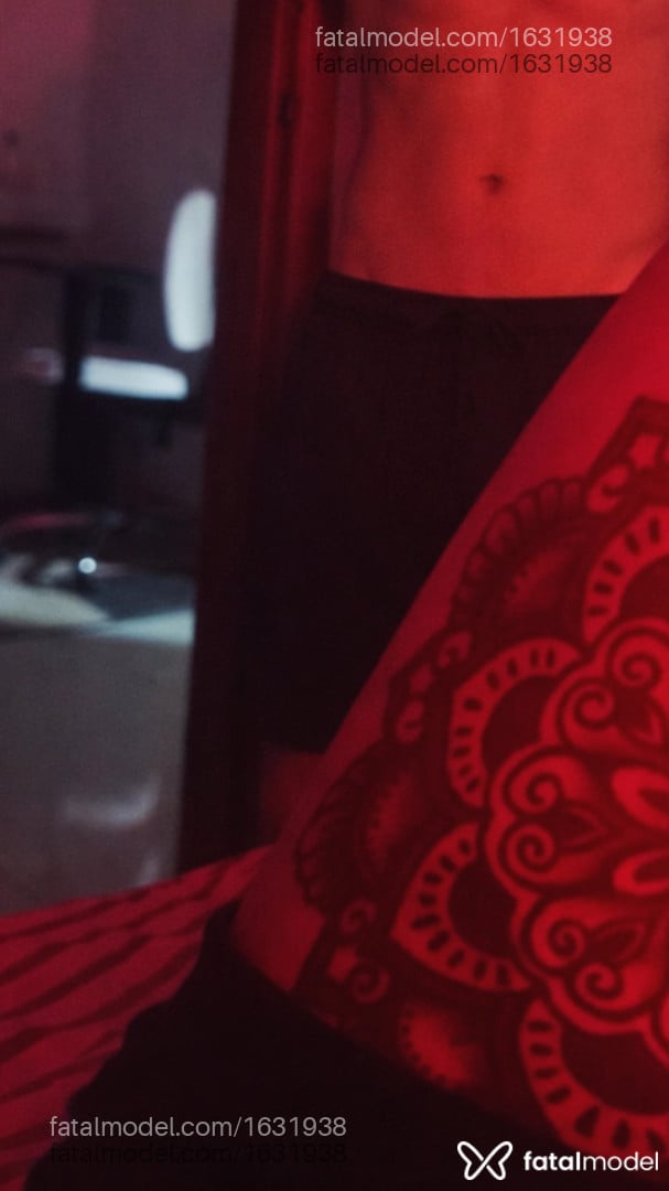 Acompanhante mulher trans morena (o) de olhos castanhos em Lages Acompanhante mulher trans morena (o) de olhos castanhos em Lages - Júlia