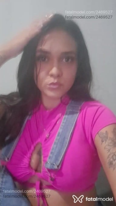 Acompanhante mulher morena (o) de olhos castanhos em Gravatá - Ana Júlia