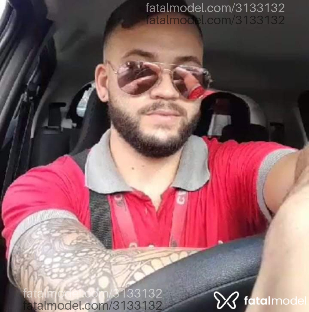 Acompanhante homem com cabelo castanho de olhos castanhos em São Paulo - Galego