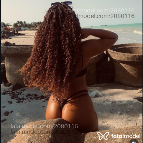 Acompanhante mulher morena (o) de olhos castanhos em Itajaí - Karoline