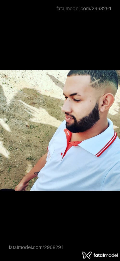 Acompanhante homem morena (o) de olhos castanhos em Rio Verde - Lucasdias