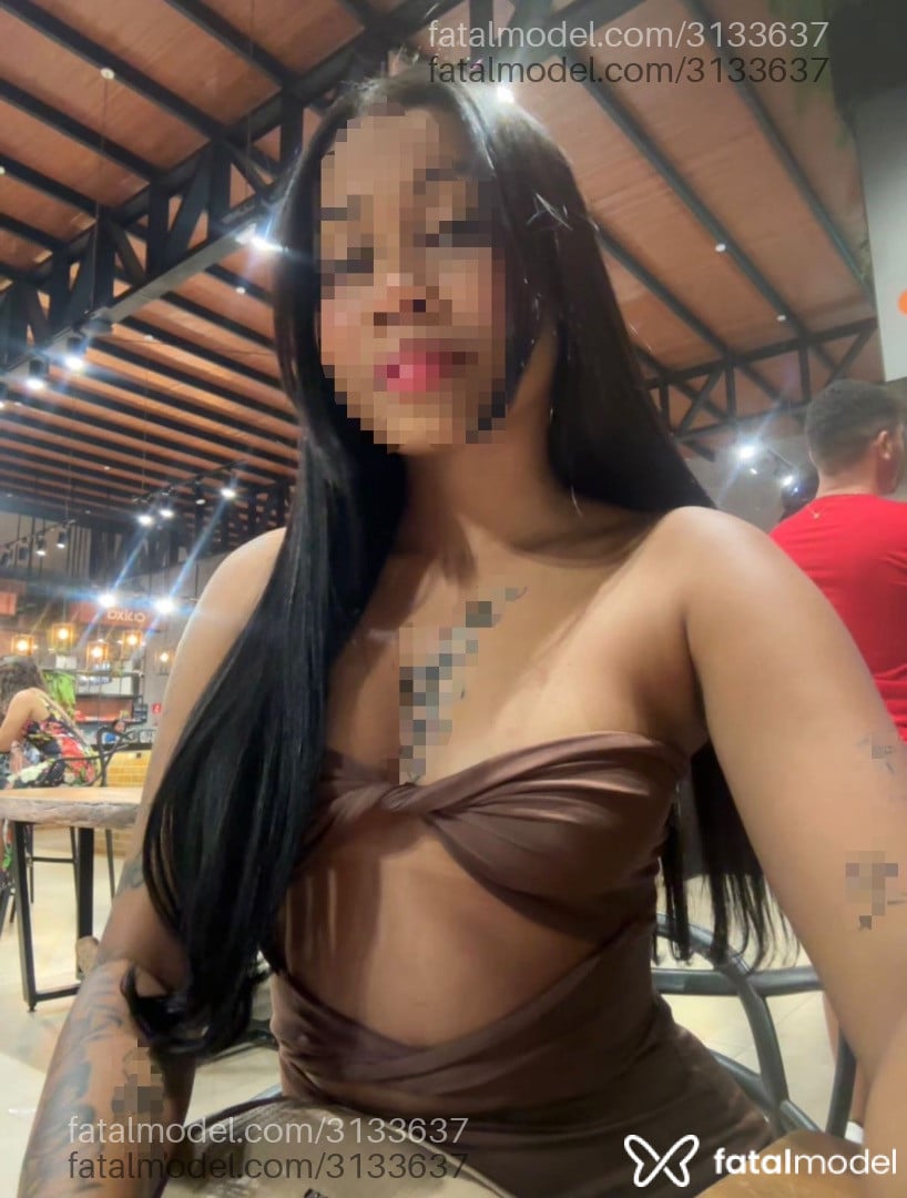 Acompanhante mulher morena (o) de olhos pretos em Sorriso - Vitória