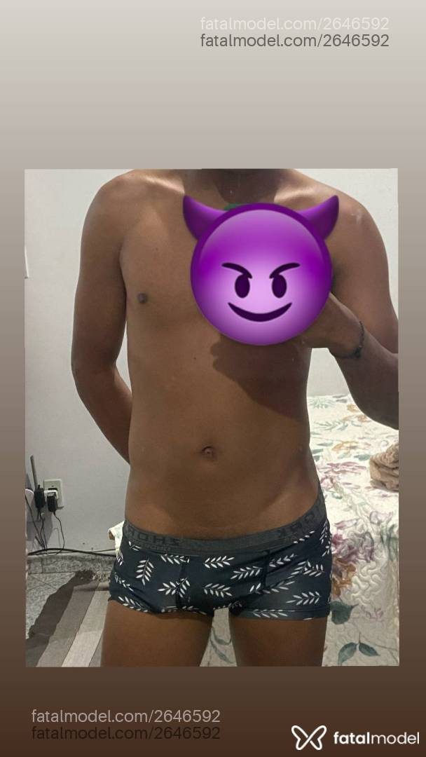Acompanhante homem morena (o) de olhos pretos em Goiânia - Mendes