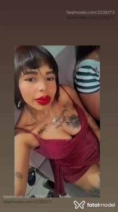 Acompanhante mulher com cabelo castanho de olhos castanhos em São Mateus - Ssantinha
