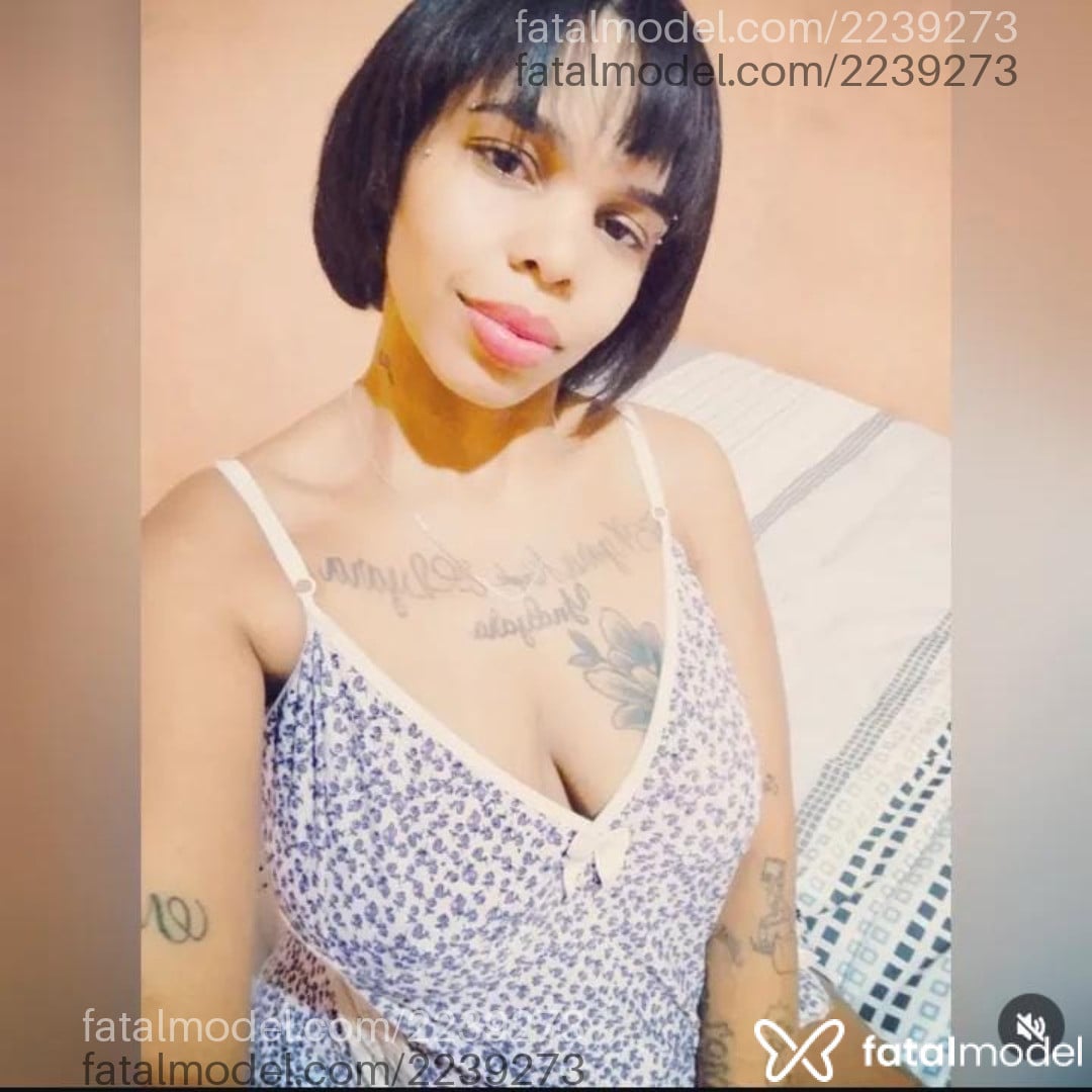 Acompanhante mulher com cabelo castanho de olhos castanhos em São Mateus - Ssantinha
