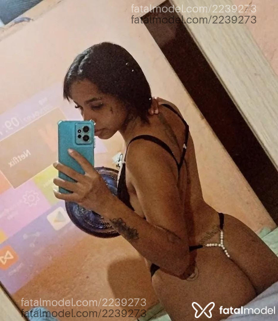Acompanhante mulher com cabelo castanho de olhos castanhos em São Mateus - Ssantinha