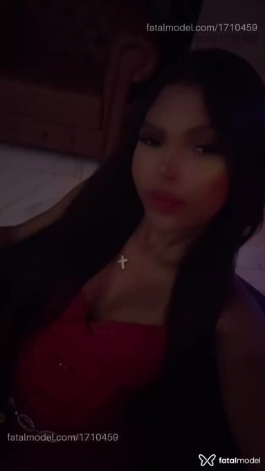 Acompanhante mulher morena (o) de olhos pretos em Tangará da Serra - Alee