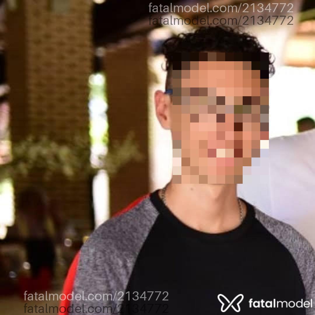 Acompanhante homem com cabelo castanho de olhos castanhos em São José do Rio Preto Acompanhante homem com cabelo castanho de olhos castanhos em São José do Rio Preto - Darck