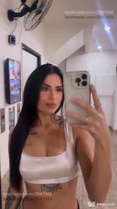 Acompanhante mulher com cabelo castanho de olhos castanhos em Rio de Janeiro - Bianca Freitas