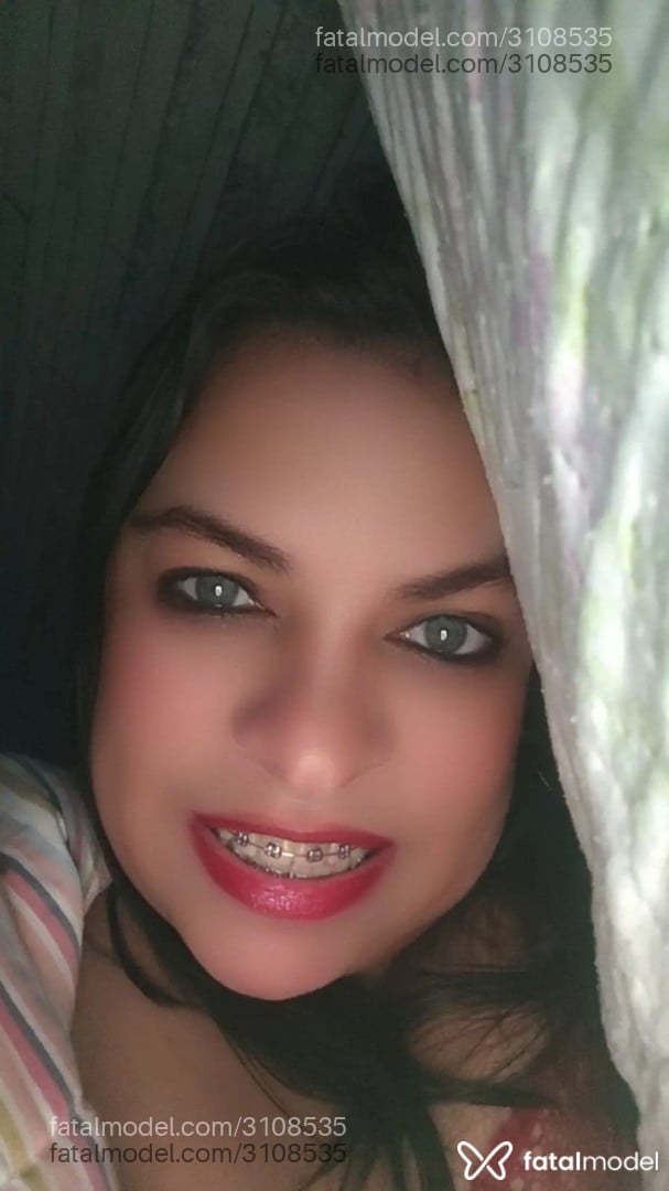 Acompanhante mulher morena (o) de olhos azuis em Virtual - Manoella