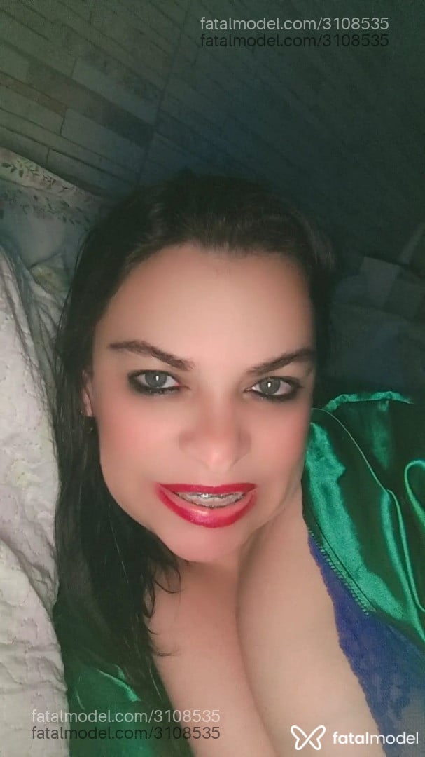 Acompanhante mulher morena (o) de olhos azuis em Virtual - Manoella