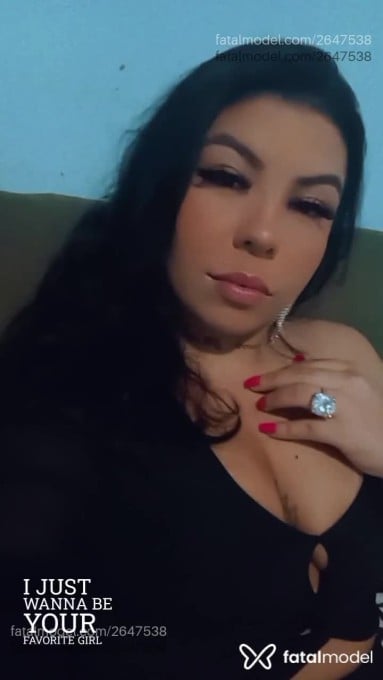 Acompanhante mulher morena (o) de olhos castanhos em Porto Alegre Acompanhante mulher morena (o) de olhos castanhos em Porto Alegre - Jenny