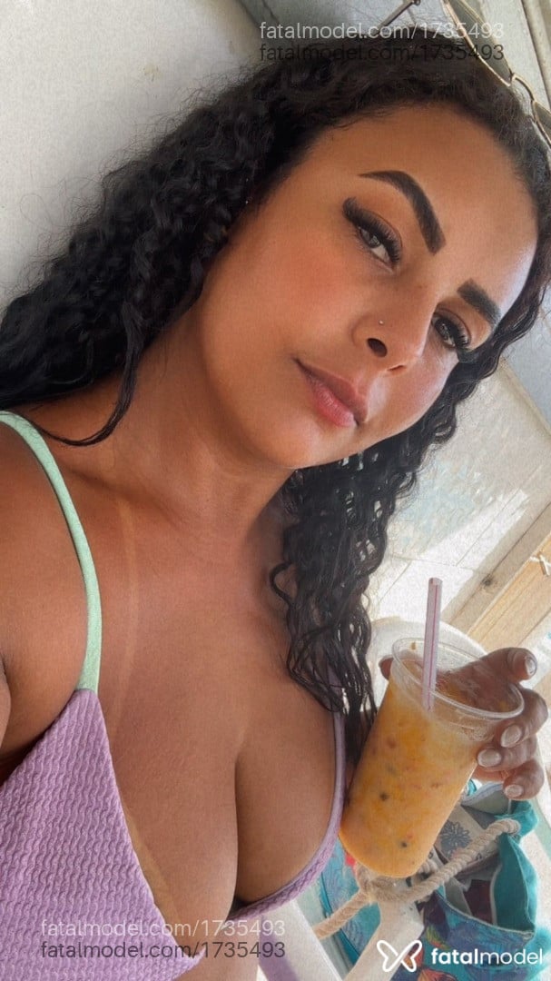 Acompanhante mulher morena (o) de olhos castanhos - Jhenny