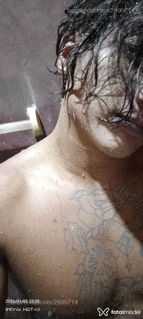Acompanhante homem morena (o) de olhos castanhos em Rio Branco - RODRIGUES