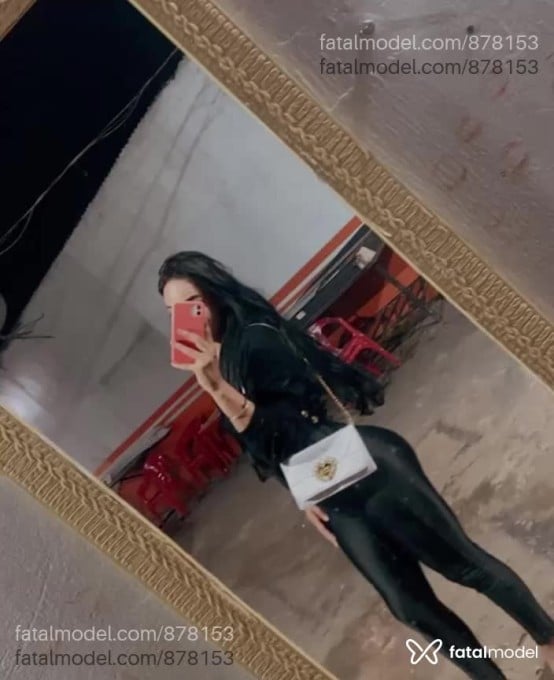 Acompanhante mulher trans morena (o) de olhos castanhos em Juara Acompanhante mulher trans morena (o) de olhos castanhos em Juara - Isa Santanna