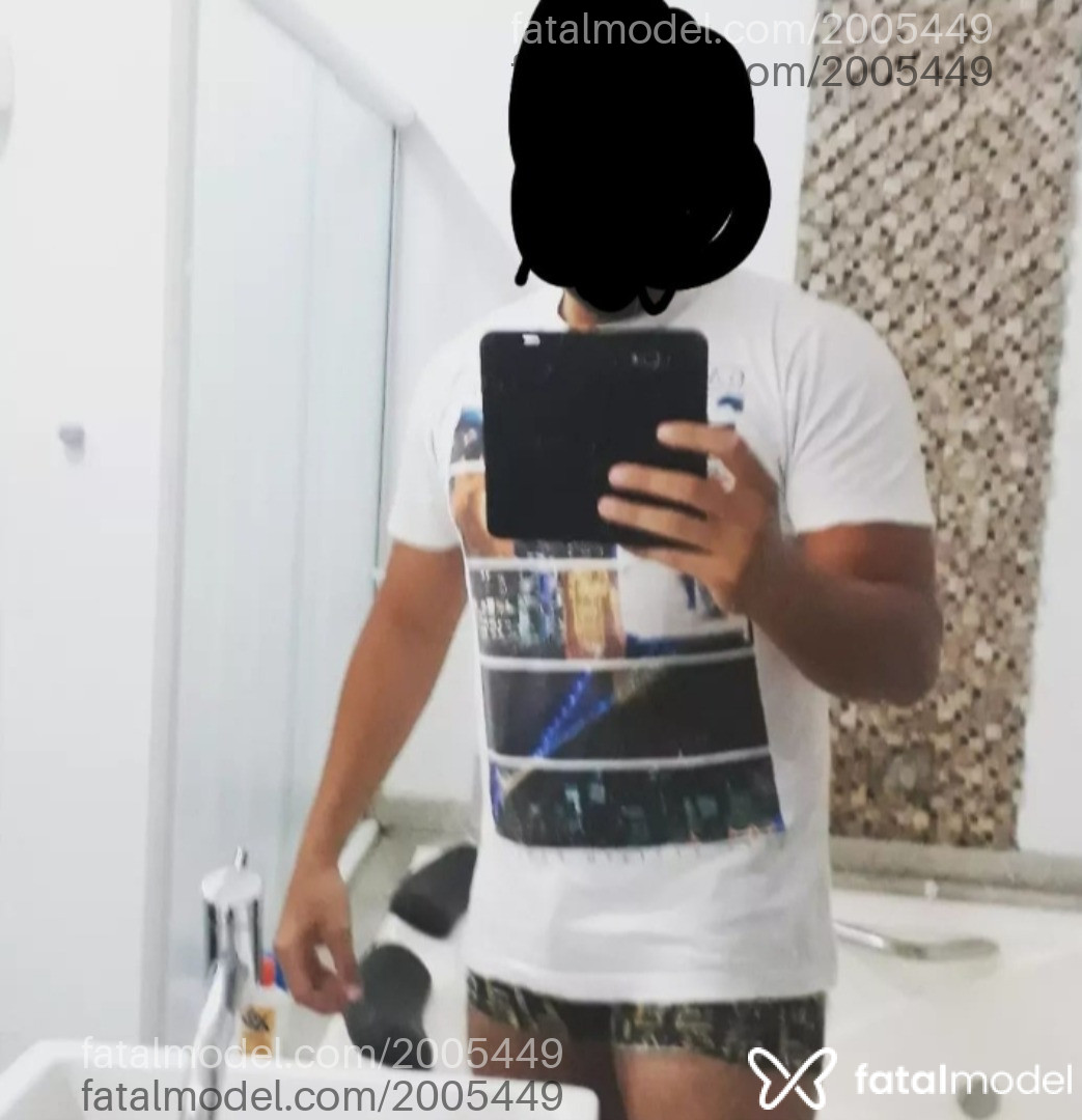 Acompanhante homem com cabelo castanho de olhos pretos em Foz do Iguaçu Acompanhante homem com cabelo castanho de olhos pretos em Foz do Iguaçu - Digo