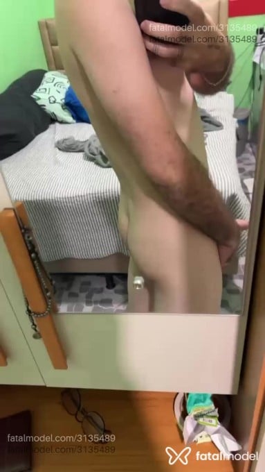 Acompanhante homem morena (o) de olhos castanhos em Virtual Acompanhante homem morena (o) de olhos castanhos em Virtual - Antonio