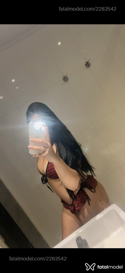 Acompanhante mulher com cabelo castanho de olhos castanhos em Osasco - Brunah
