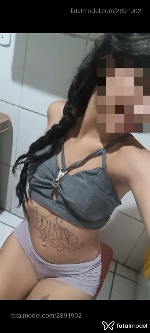Acompanhante mulher com cabelo castanho de olhos castanhos em Belo Horizonte - Daiane
