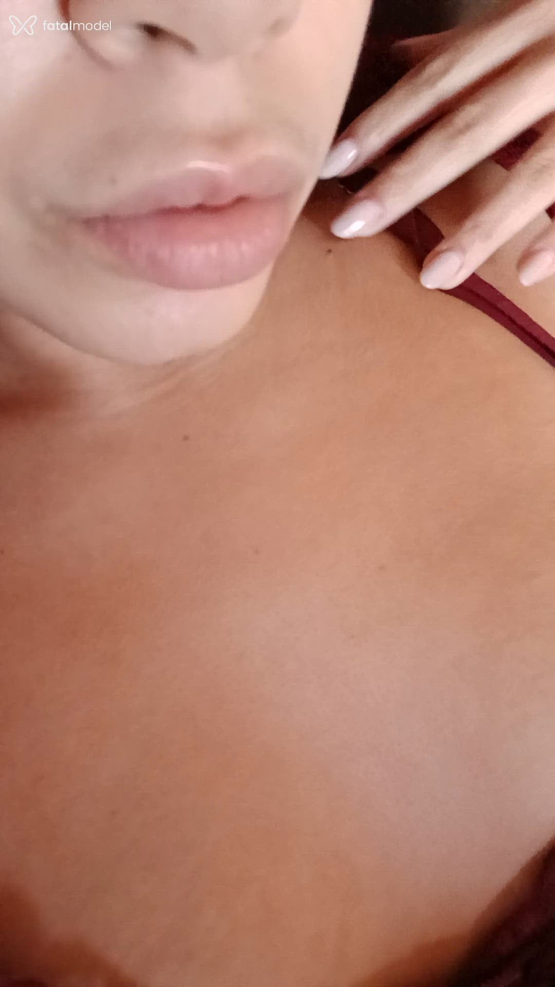 Acompanhante mulher com cabelo castanho de olhos castanhos em Taubaté - Livia Hoffman