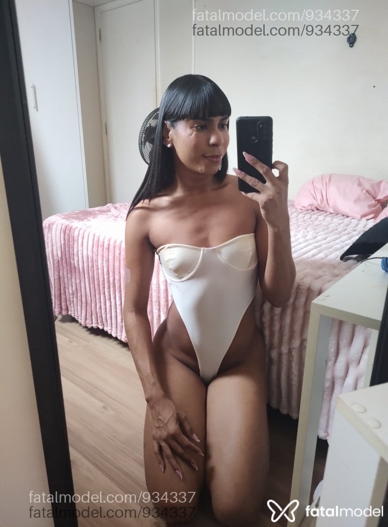Acompanhante mulher trans morena (o) de olhos castanhos em Campinas - Fernanda Correa