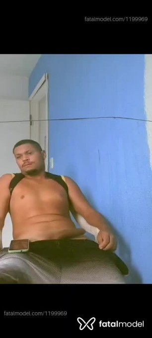 Acompanhante homem morena (o) de olhos castanhos em Itanhaém Acompanhante homem morena (o) de olhos castanhos em Itanhaém - Sómamo