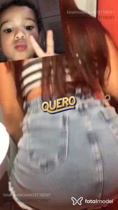 Acompanhante mulher com cabelo castanho de olhos castanhos em Bebedouro Acompanhante mulher com cabelo castanho de olhos castanhos em Bebedouro - Mel