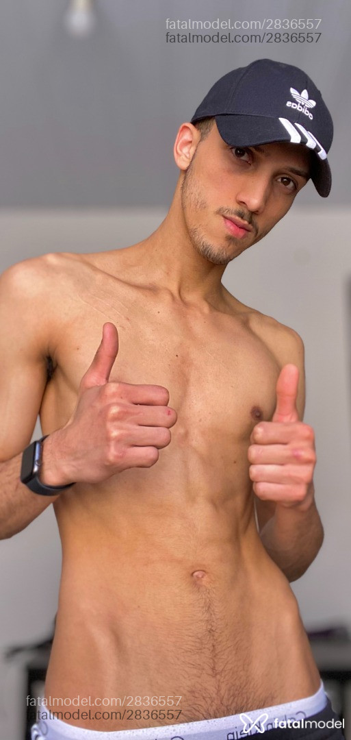 Acompanhante homem morena (o) de olhos castanhos em Virtual - Claiver