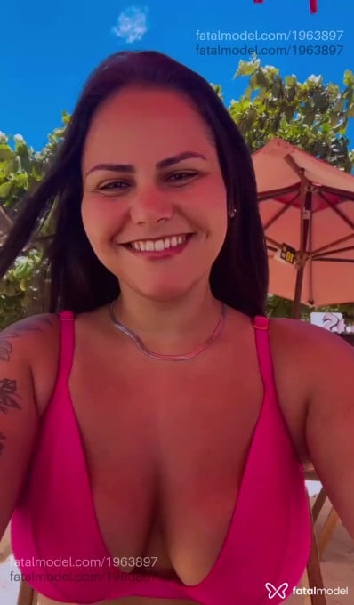 Acompanhante mulher morena (o) de olhos castanhos em Pontes e Lacerda - Silvania