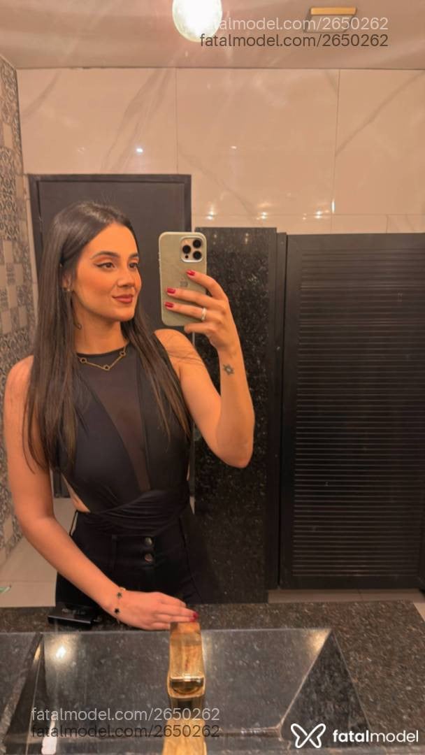 Acompanhante mulher morena (o) de olhos castanhos em São Paulo - Daniella Garcia