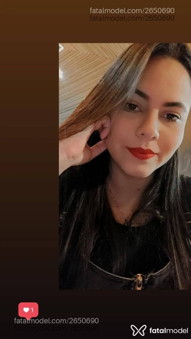Acompanhante mulher morena (o) de olhos mel - Bianca