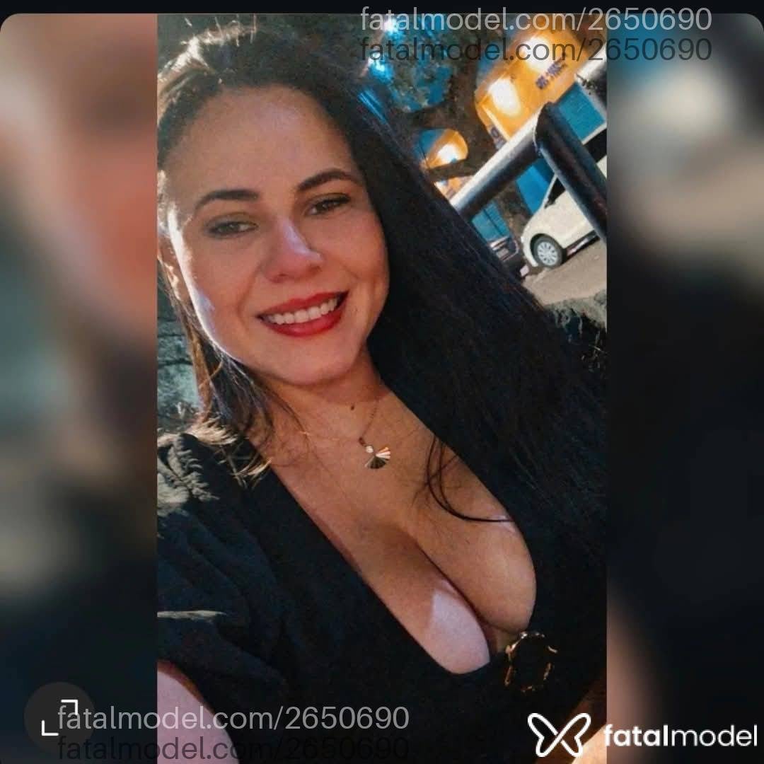 Acompanhante mulher morena (o) de olhos mel - Bianca