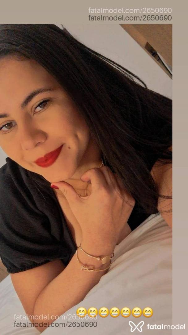 Acompanhante mulher morena (o) de olhos mel - Bianca