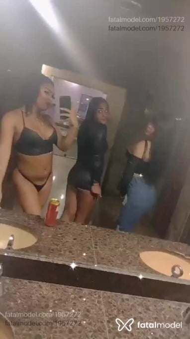 Acompanhante mulher trans morena (o) de olhos pretos em Rio de Janeiro - Thaiza