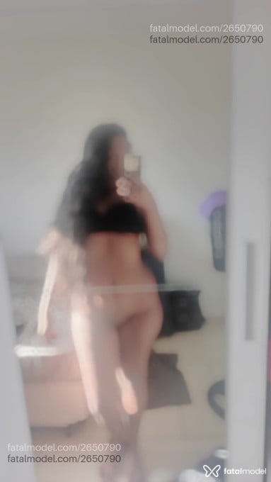 Acompanhante mulher morena (o) de olhos pretos em São Paulo - Rebeca