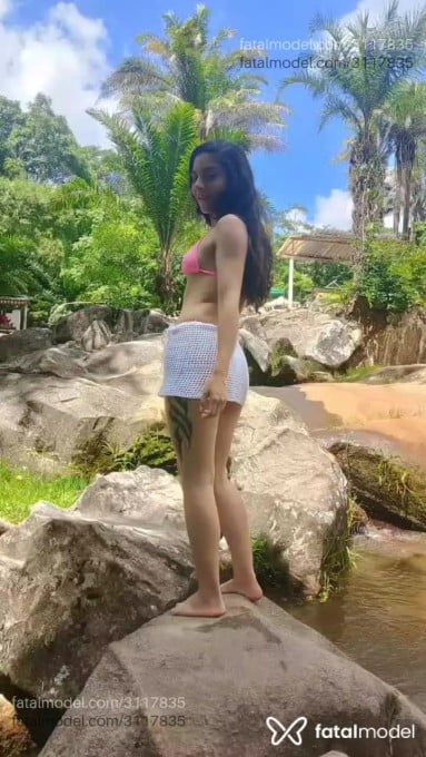 Acompanhante mulher com cabelo castanho de olhos mel em Marechal Deodoro - Mayara Dias