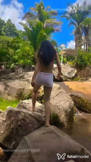 Acompanhante mulher com cabelo castanho de olhos mel em Marechal Deodoro - Mayara Dias