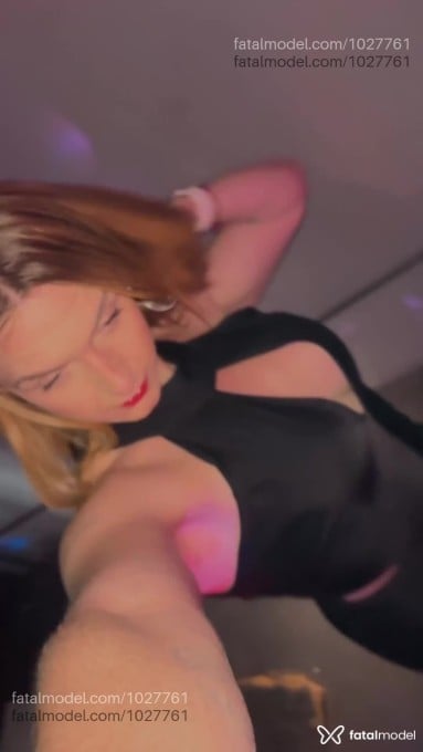 Acompanhante trans loira (o) de olhos azuis em Santo André - Aika