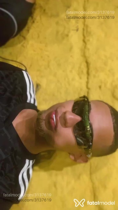 Acompanhante homem com cabelo castanho de olhos castanhos em Virtual - Danii