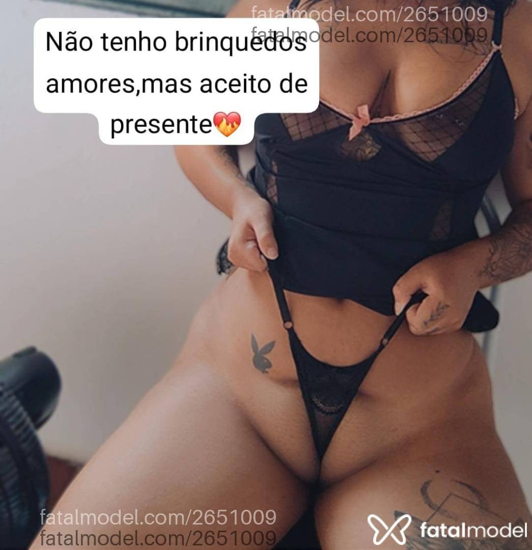 Acompanhante mulher morena (o) de olhos castanhos - Dhulia