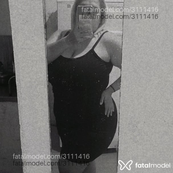 Acompanhante mulher com cabelo castanho de olhos castanhos - Mimi