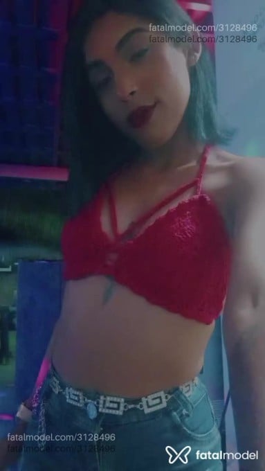 Acompanhante mulher morena (o) de olhos castanhos em Uruaçu Acompanhante mulher morena (o) de olhos castanhos em Uruaçu - Patricia