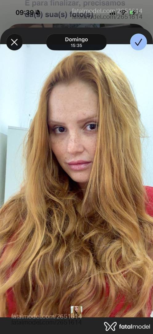 Acompanhante mulher ruiva (o) de olhos castanhos - Lyra Vaz