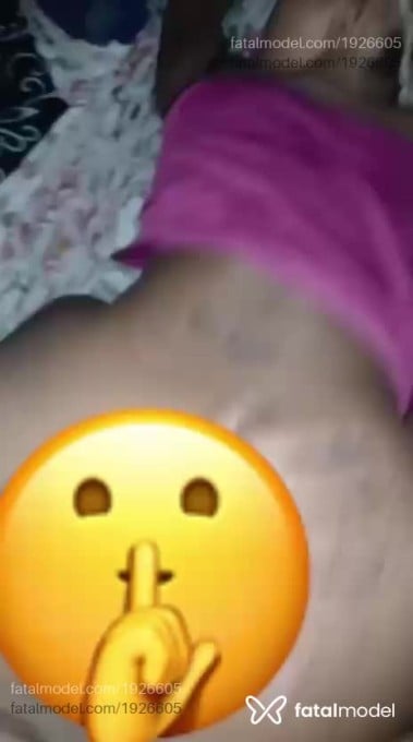 Acompanhante mulher morena (o) de olhos pretos em Tijucas - Duquesa