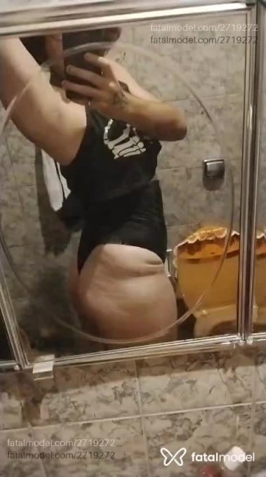 Acompanhante mulher trans com cabelo castanho de olhos castanhos em Hortolândia Acompanhante mulher trans com cabelo castanho de olhos castanhos em Hortolândia - Evangeline