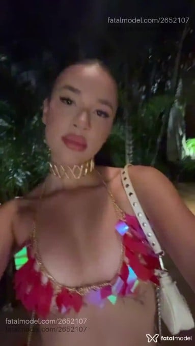 Acompanhante mulher morena (o) de olhos castanhos - Luna Kali