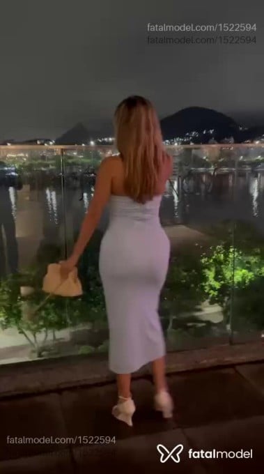 Acompanhante mulher loira (o) de olhos castanhos em Rio de Janeiro - Lana Flowers